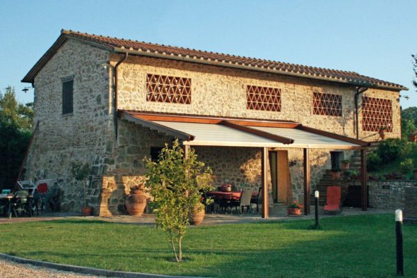 Pergolato in legno: caratteristiche e punti di forza