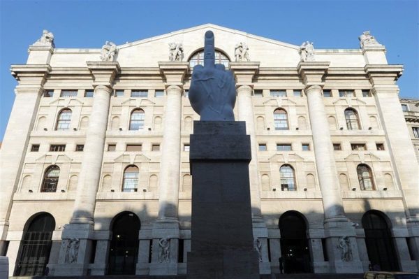 Borsa di Milano chiude in positivo