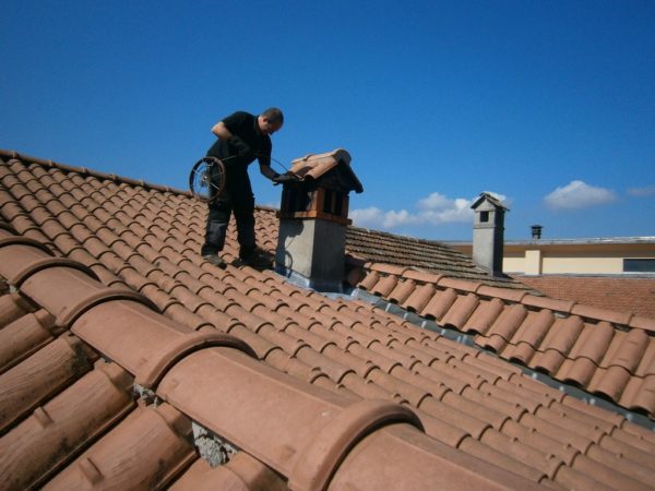Pulire la canna fumaria per evitare gravi incidenti