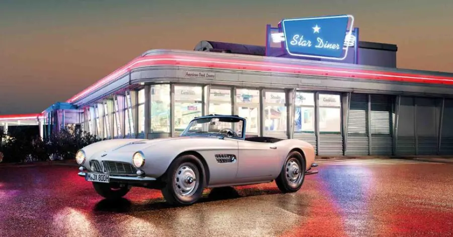 Torna a far bella mostra di se la BMW 507 di Elvis Presley dopo un difficile restauro
