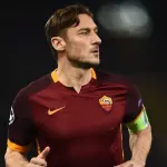 Totti prepara le valige. Si  vestirà di stelle e strisce?