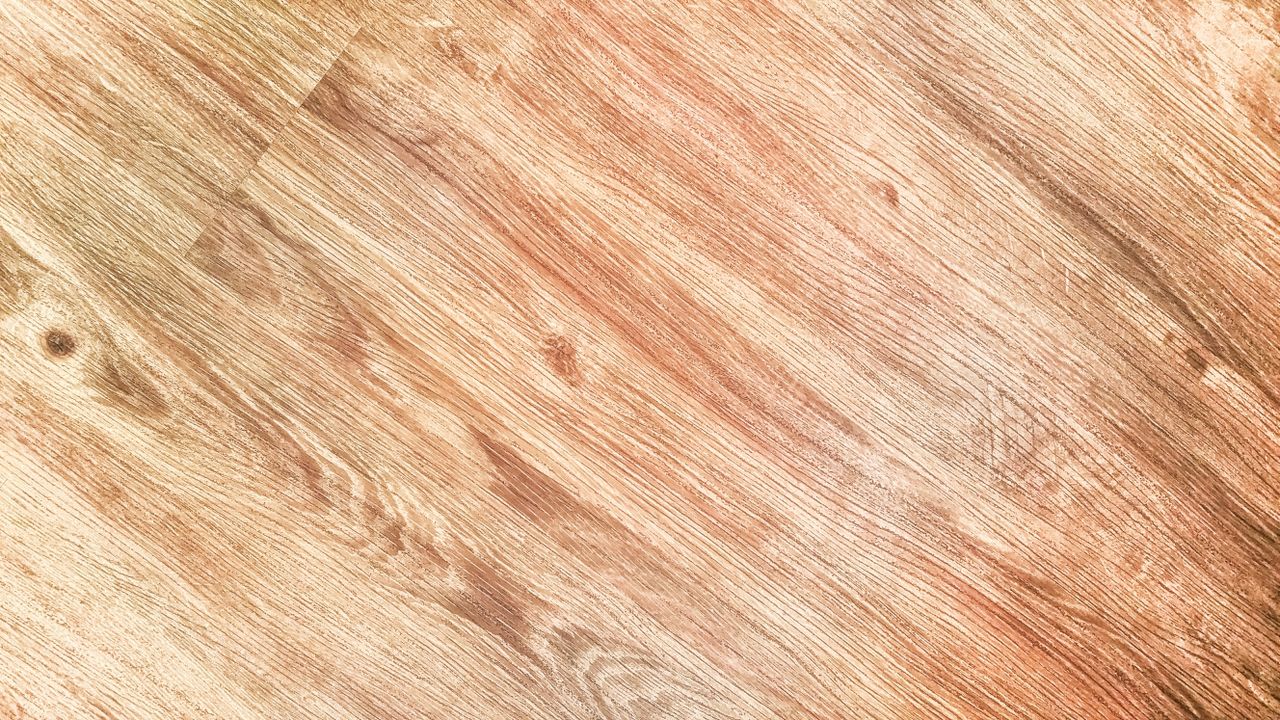 Come Proteggere il Parquet? Guida Completa alla Pulizia, alla Manutenzione e alla Prevenzione
