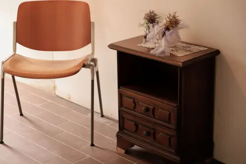 Rovere o noce per i mobili: differenze e riconoscimento
