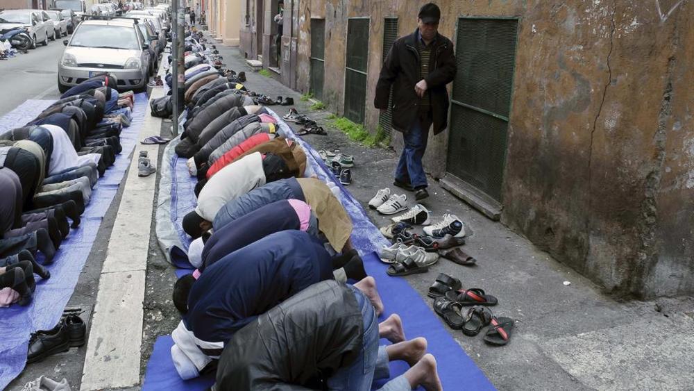 700 moschee in Italia in faida per l'8x1000